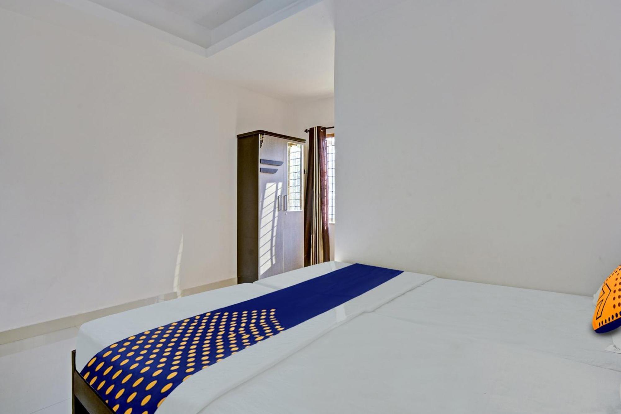 Hotel O Royal Residency Erattupetta Zewnętrze zdjęcie