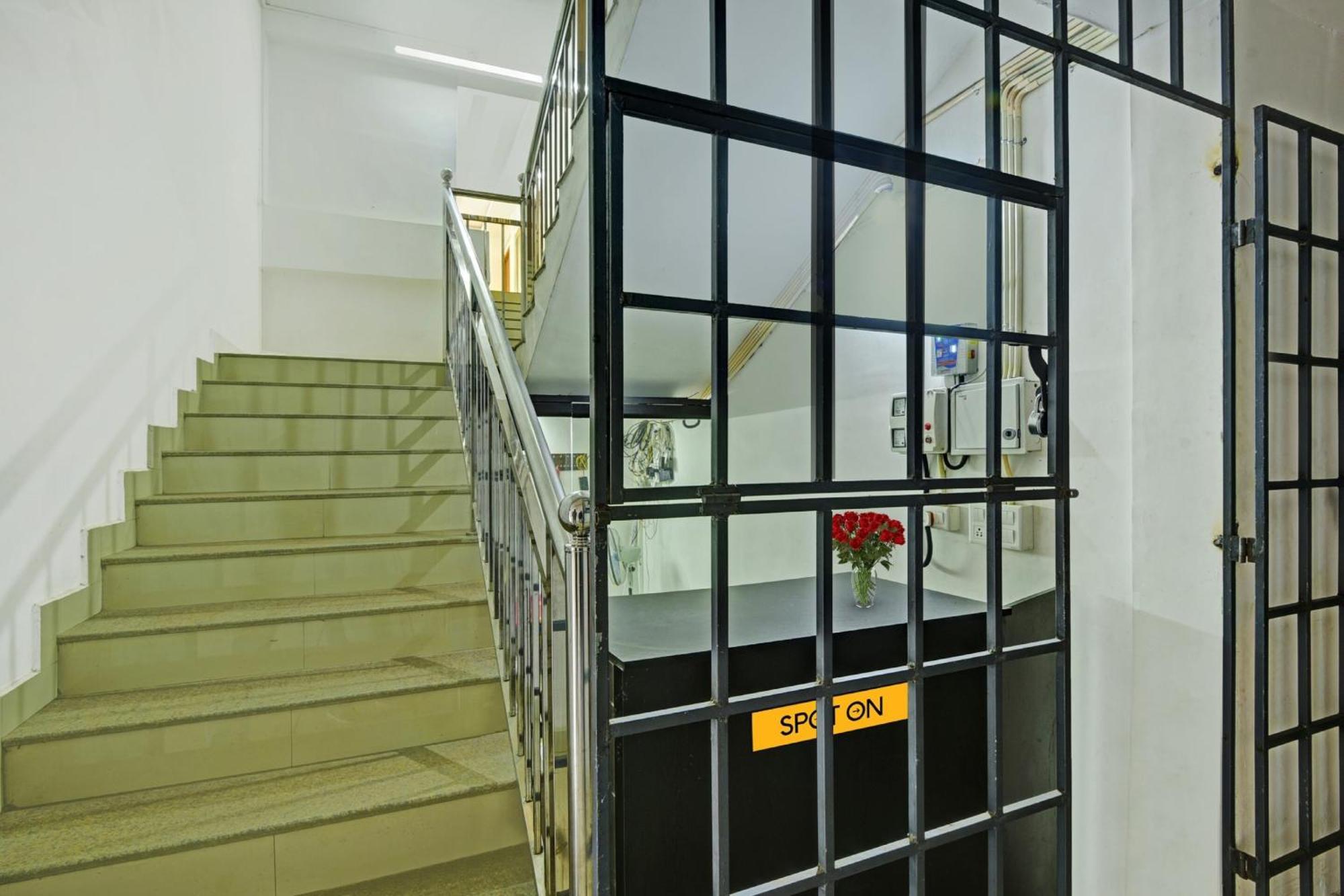 Hotel O Royal Residency Erattupetta Zewnętrze zdjęcie